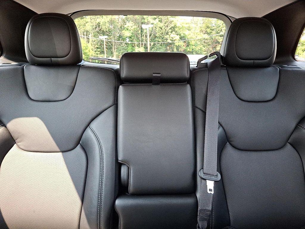 used 2022 Jeep Cherokee car, priced at $27,598