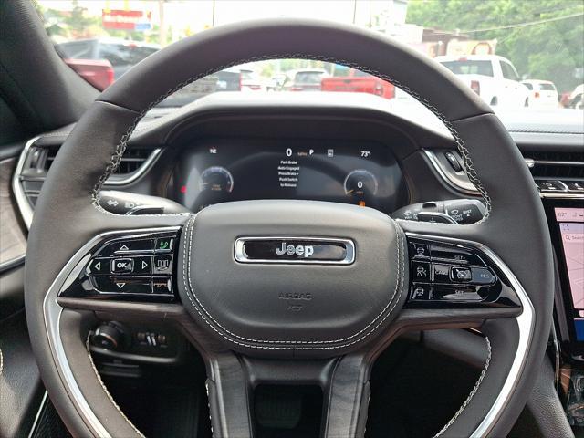new 2025 Jeep Grand Cherokee car, priced at $59,385