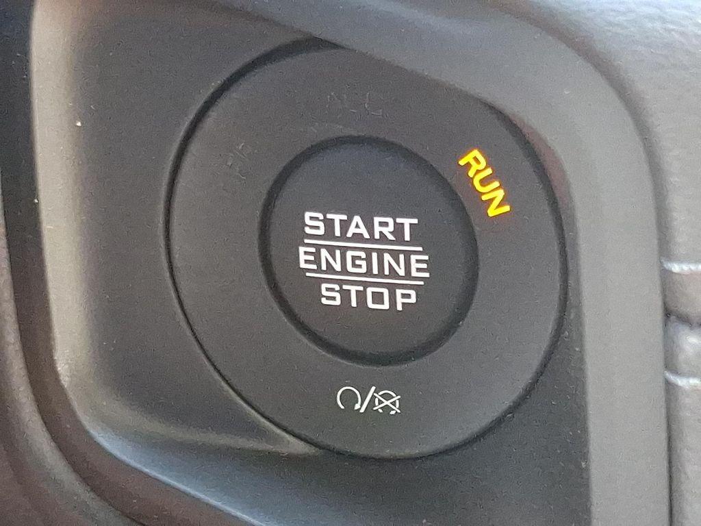 new 2025 Jeep Wrangler car, priced at $59,120