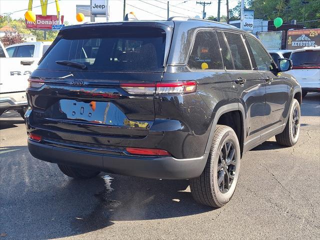 new 2025 Jeep Grand Cherokee car, priced at $46,730