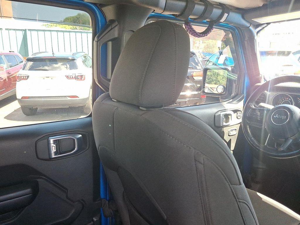 used 2021 Jeep Gladiator car, priced at $34,844