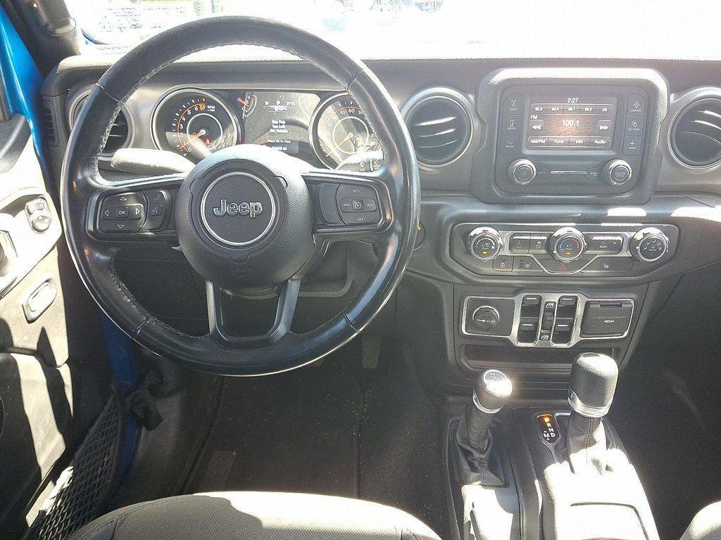 used 2021 Jeep Gladiator car, priced at $34,844