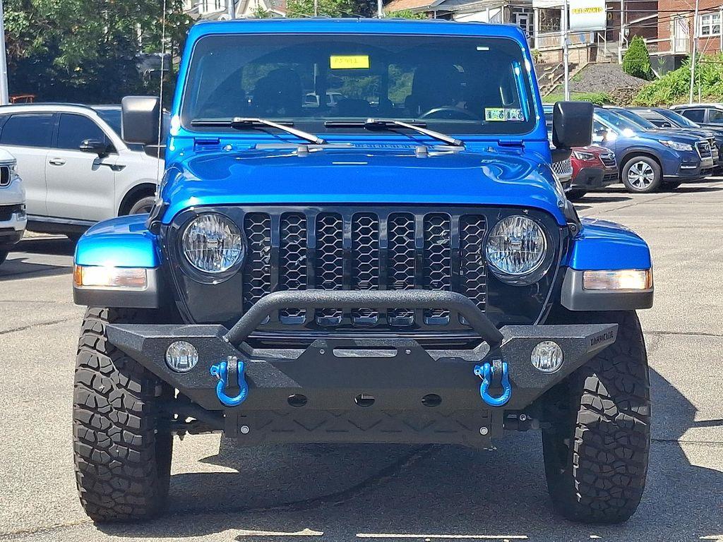 used 2021 Jeep Gladiator car, priced at $34,844