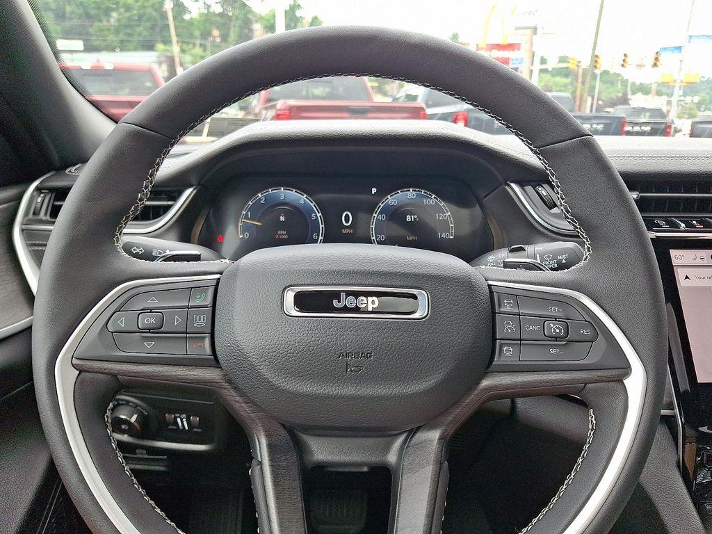new 2025 Jeep Grand Cherokee L car, priced at $54,835