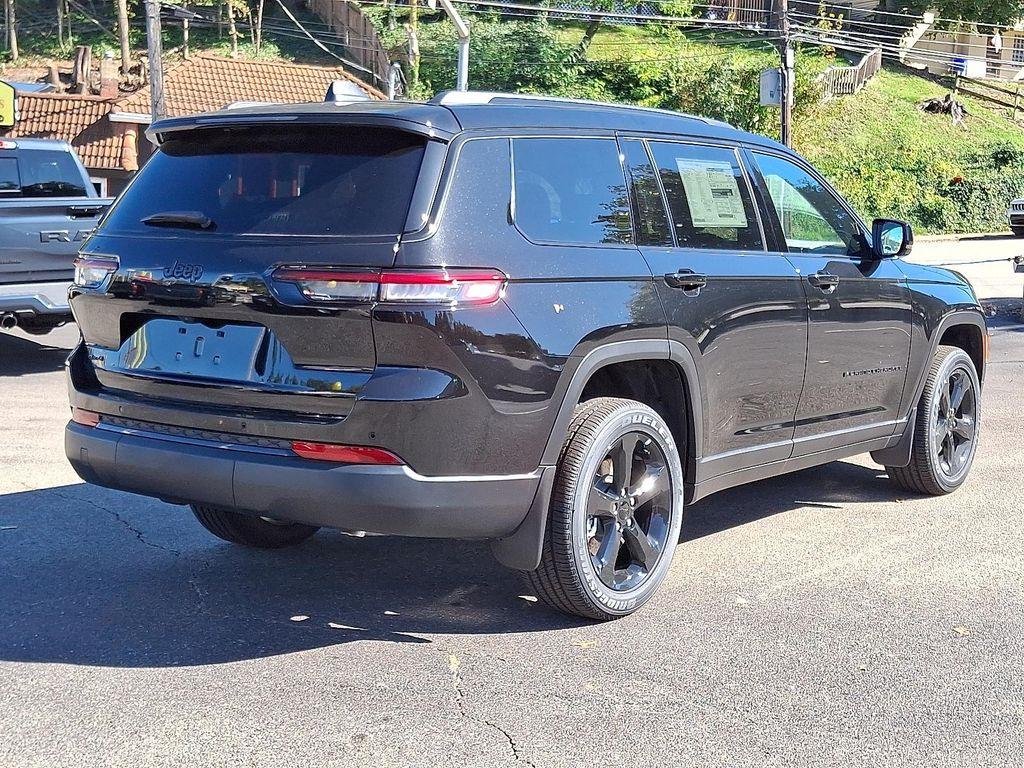 new 2025 Jeep Grand Cherokee L car, priced at $50,800