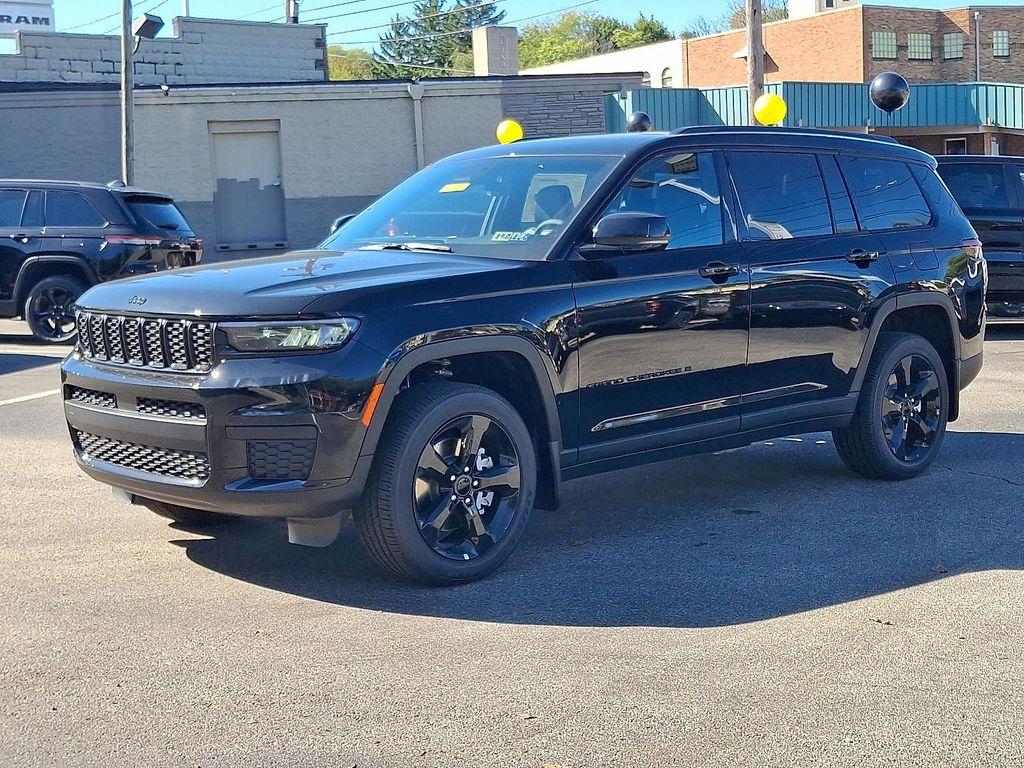 new 2025 Jeep Grand Cherokee L car, priced at $50,800