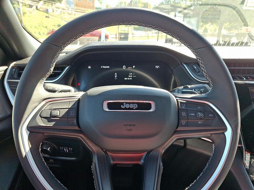 new 2025 Jeep Grand Cherokee L car, priced at $50,800