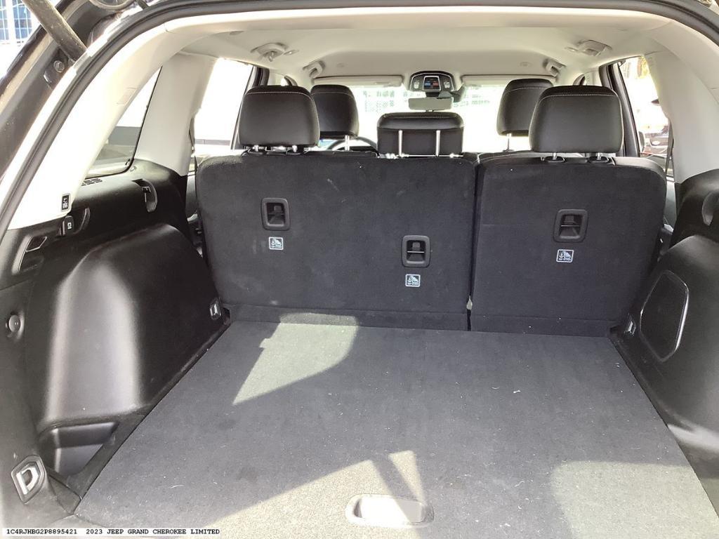 used 2023 Jeep Grand Cherokee car, priced at $37,188