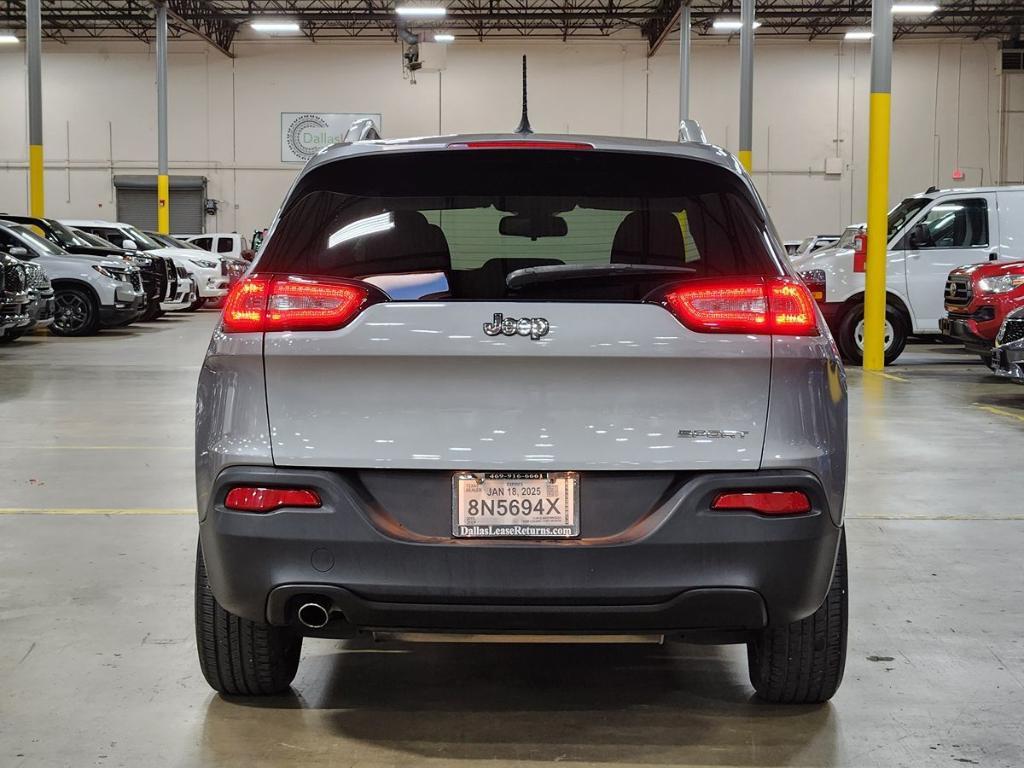 used 2015 Jeep Cherokee car, priced at $11,912