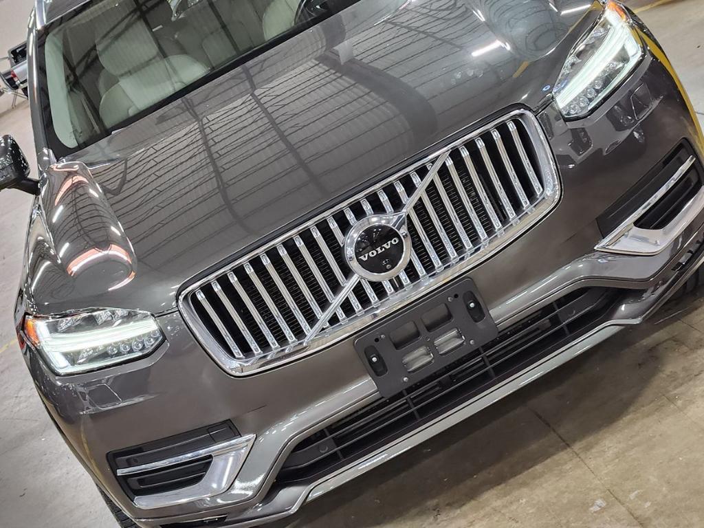 used 2020 Volvo XC90 car, priced at $29,075