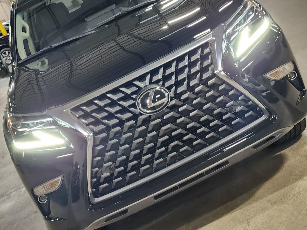 used 2023 Lexus GX 460 car, priced at $55,733