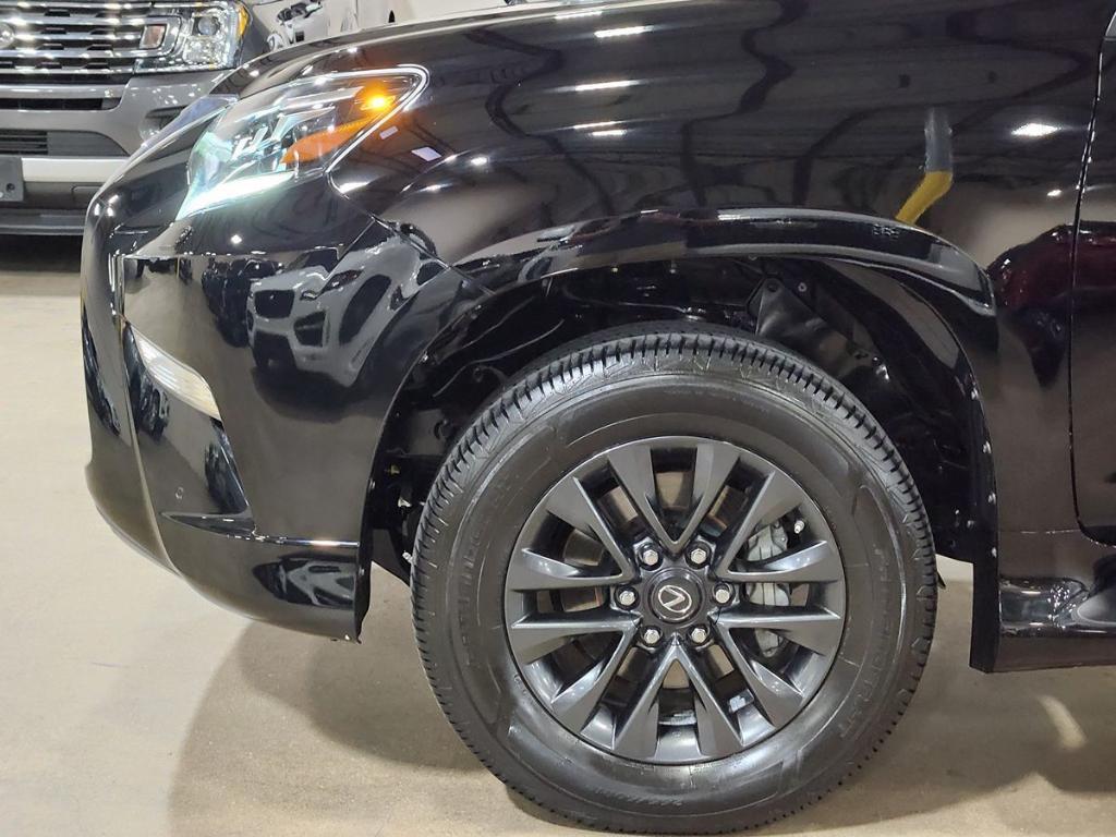 used 2023 Lexus GX 460 car, priced at $55,733