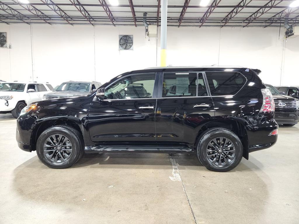 used 2023 Lexus GX 460 car, priced at $55,733