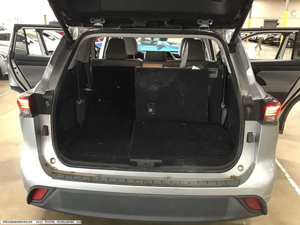 used 2022 Toyota Highlander car, priced at $36,550
