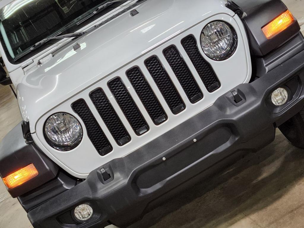 used 2022 Jeep Wrangler Unlimited car, priced at $33,712