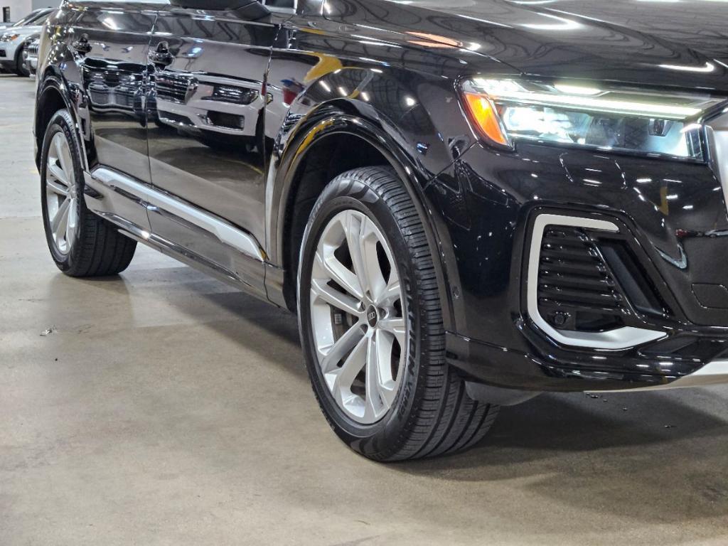 used 2025 Audi Q7 car, priced at $52,935
