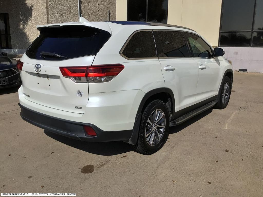 used 2019 Toyota Highlander car, priced at $28,799