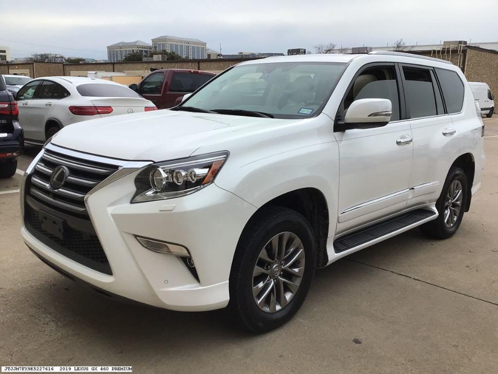 used 2019 Lexus GX 460 car, priced at $38,627