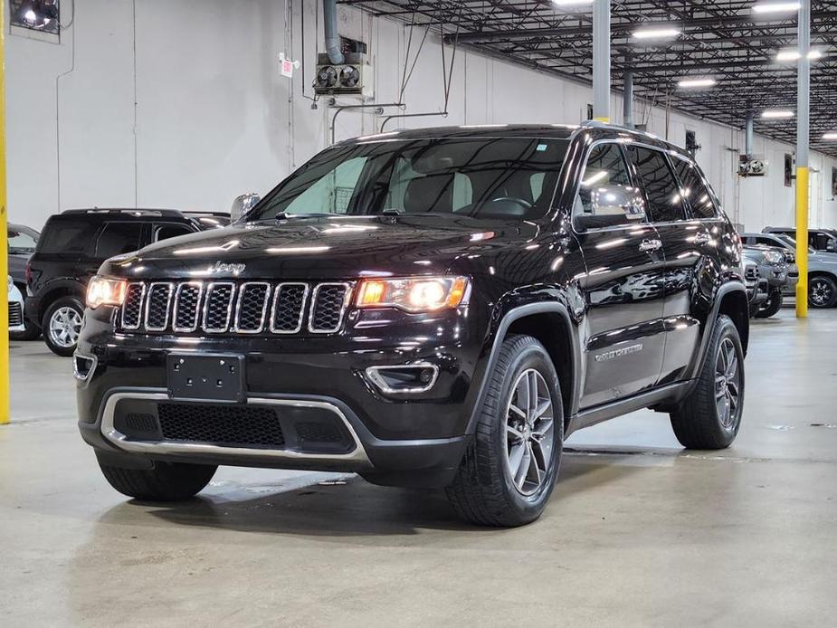 used 2017 Jeep Grand Cherokee car, priced at $18,813
