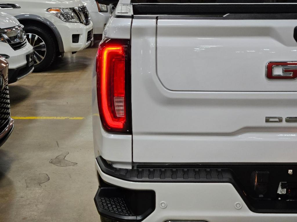used 2023 GMC Sierra 1500 car, priced at $51,346