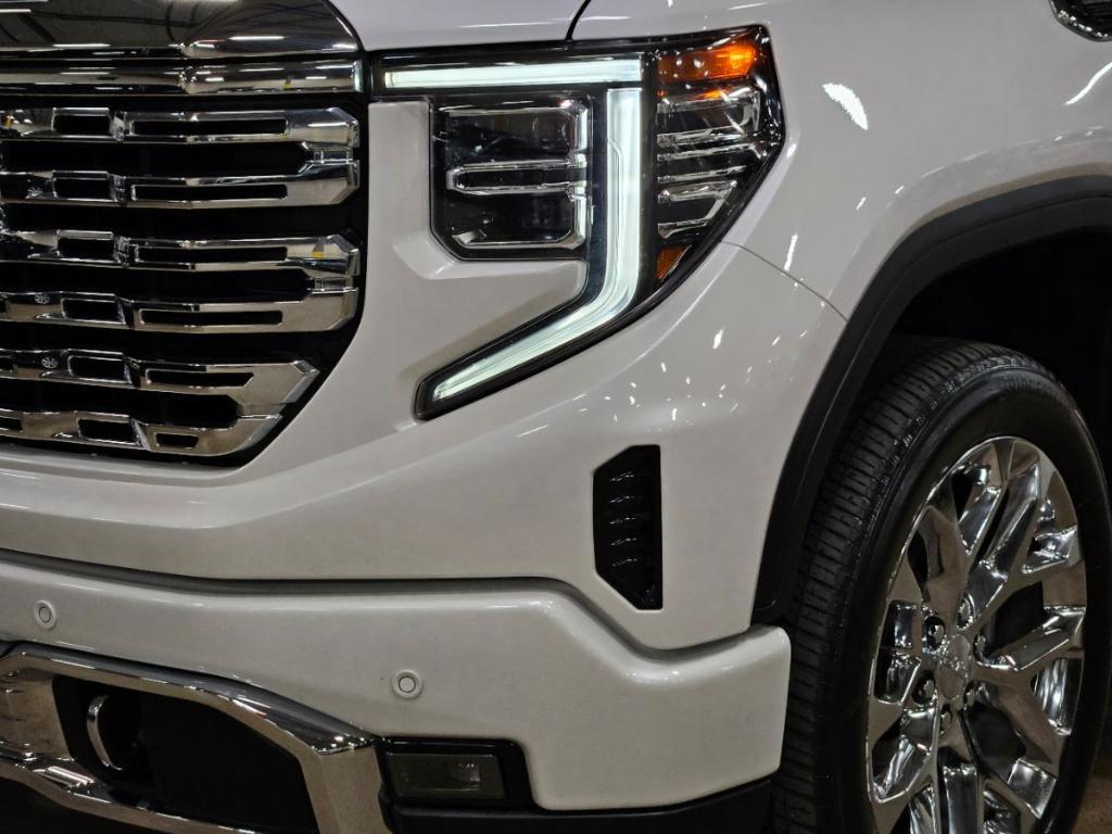 used 2023 GMC Sierra 1500 car, priced at $51,346