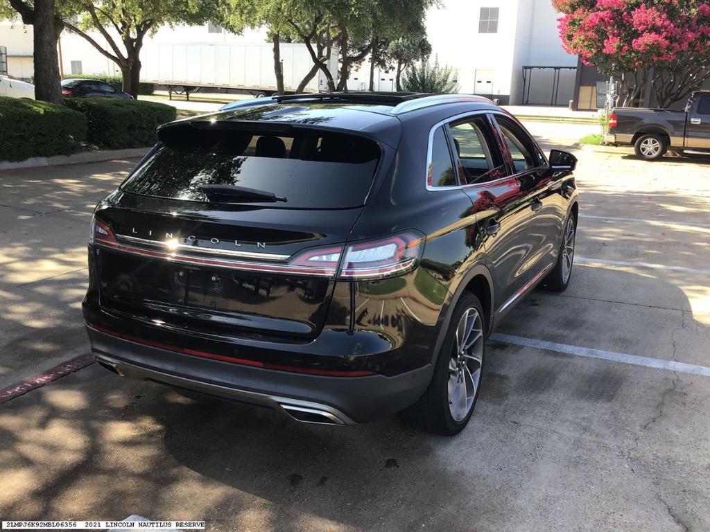 used 2021 Lincoln Nautilus car, priced at $34,377