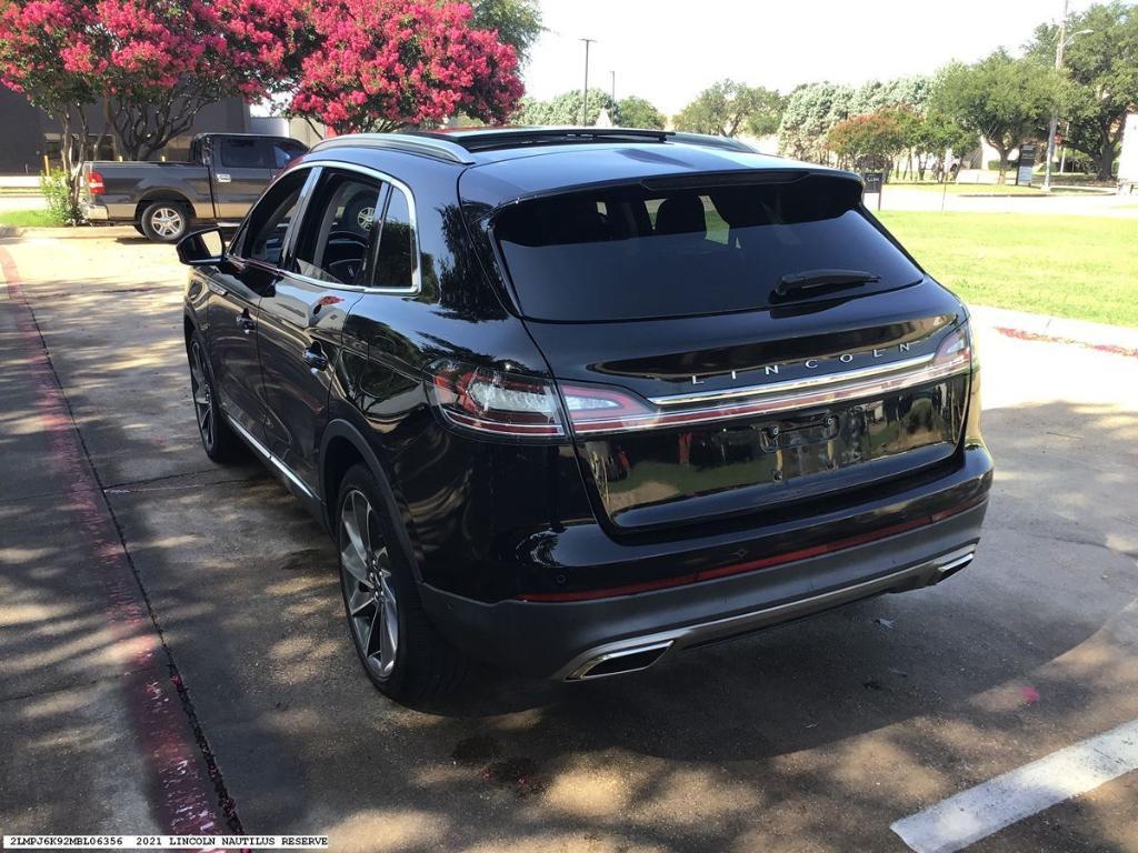 used 2021 Lincoln Nautilus car, priced at $34,377
