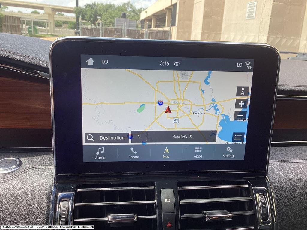 used 2019 Lincoln Navigator L car, priced at $30,266