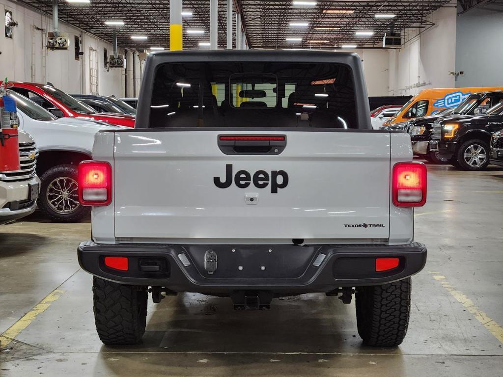 used 2021 Jeep Gladiator car, priced at $33,613