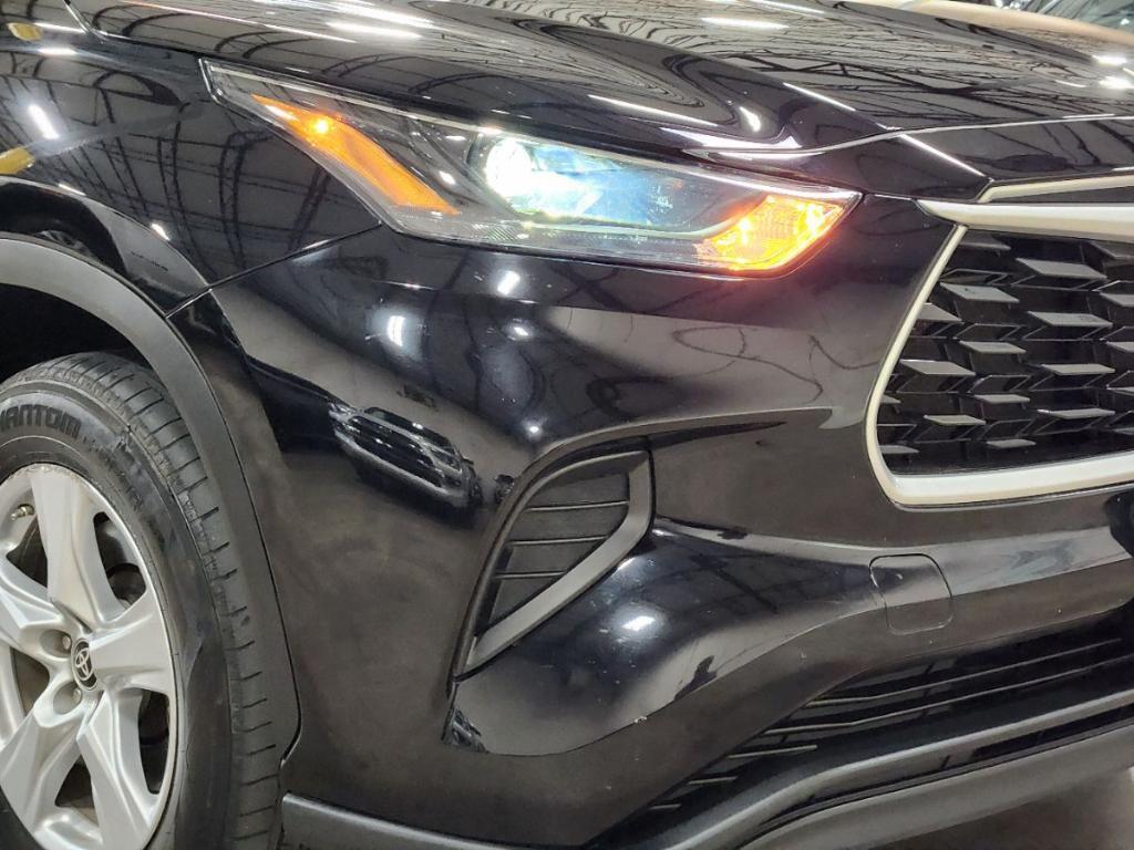 used 2022 Toyota Highlander car, priced at $30,437