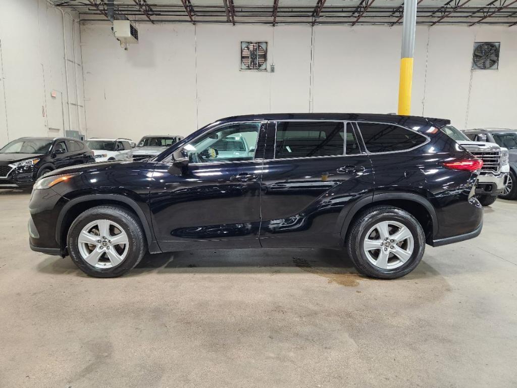used 2022 Toyota Highlander car, priced at $30,437