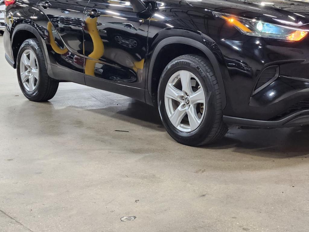 used 2022 Toyota Highlander car, priced at $30,437