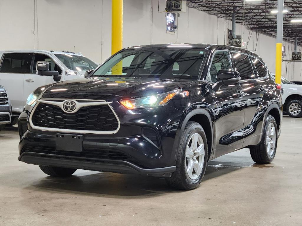 used 2022 Toyota Highlander car, priced at $30,437