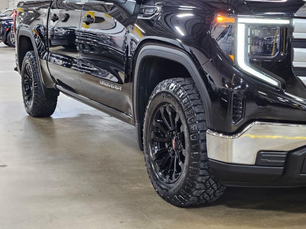used 2023 GMC Sierra 1500 car, priced at $44,552