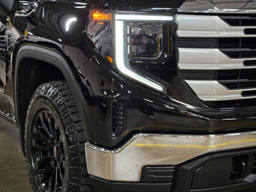 used 2023 GMC Sierra 1500 car, priced at $44,552