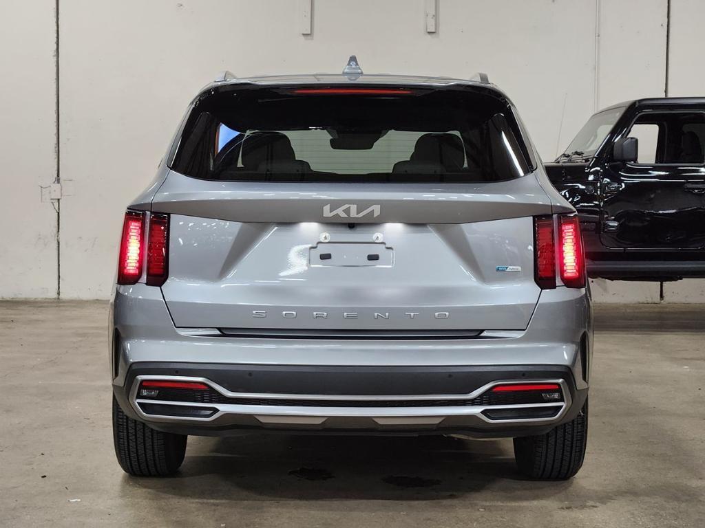 used 2022 Kia Sorento Hybrid car, priced at $22,933
