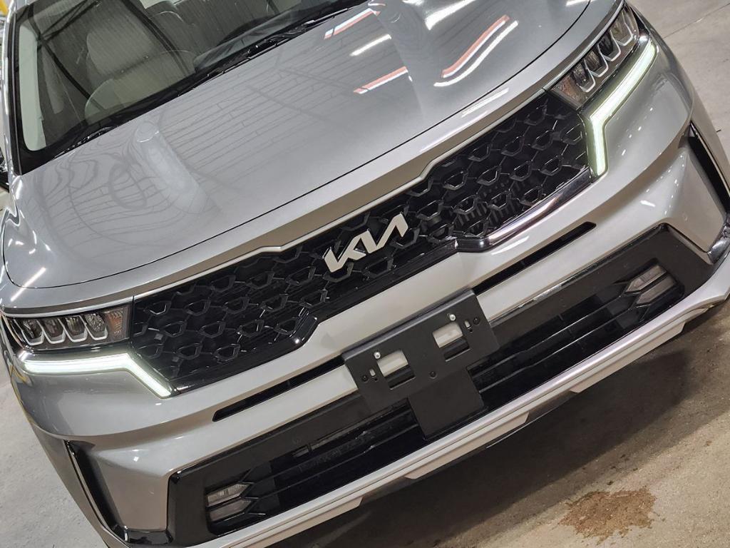 used 2022 Kia Sorento Hybrid car, priced at $22,933