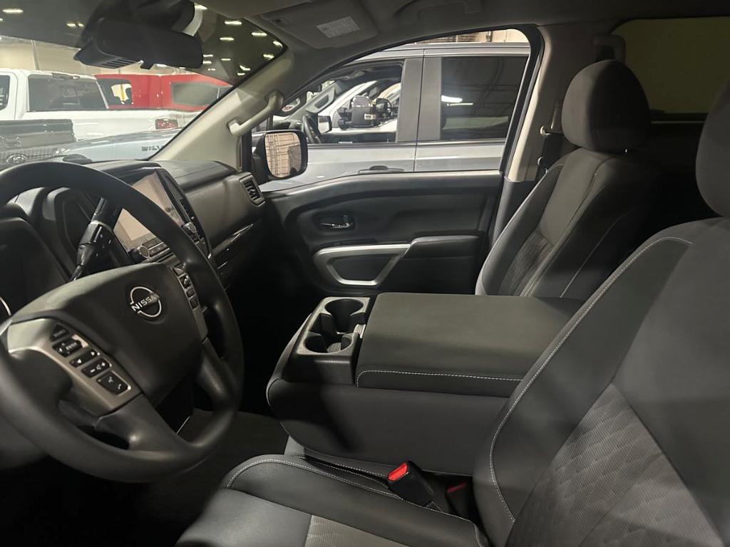 used 2023 Nissan Titan car