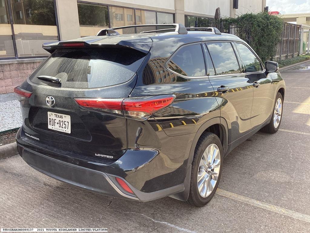 used 2021 Toyota Highlander car, priced at $32,637