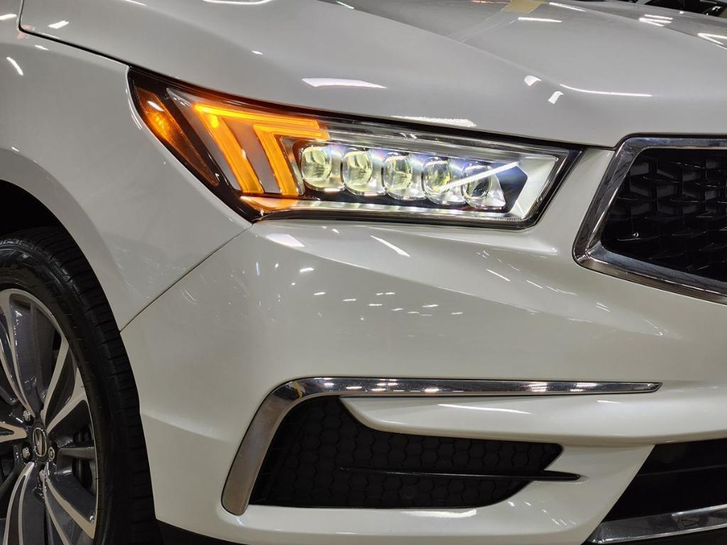 used 2018 Acura MDX car, priced at $23,849
