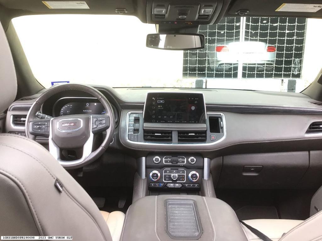 used 2023 GMC Yukon car, priced at $53,995