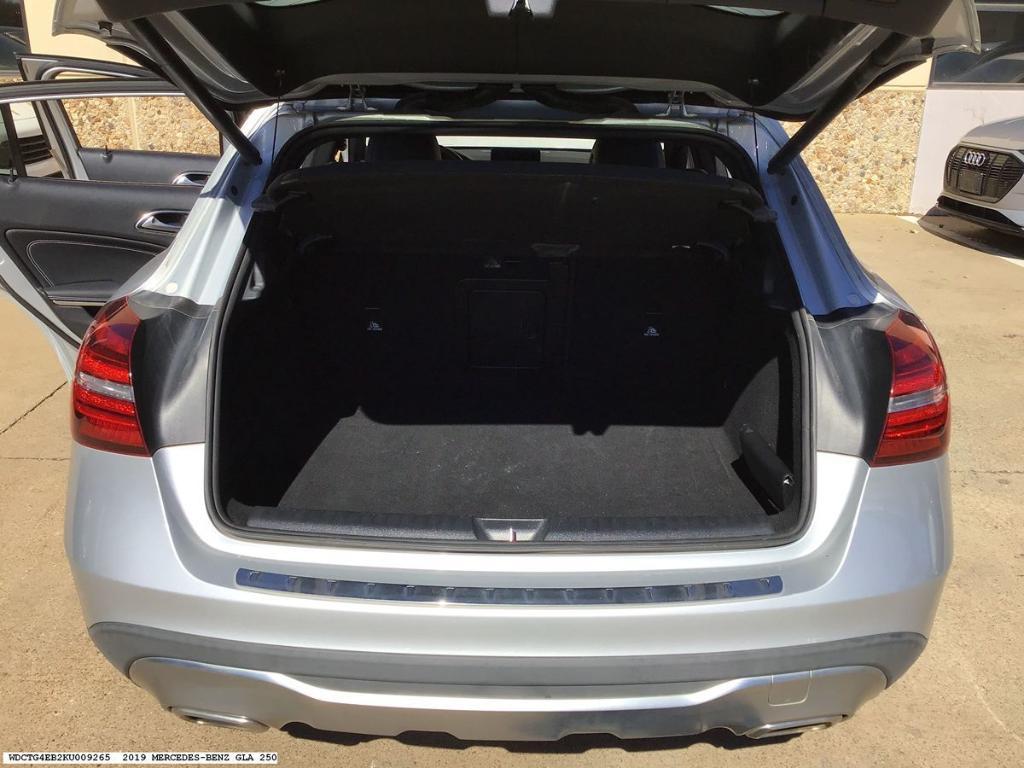 used 2019 Mercedes-Benz GLA 250 car, priced at $19,135