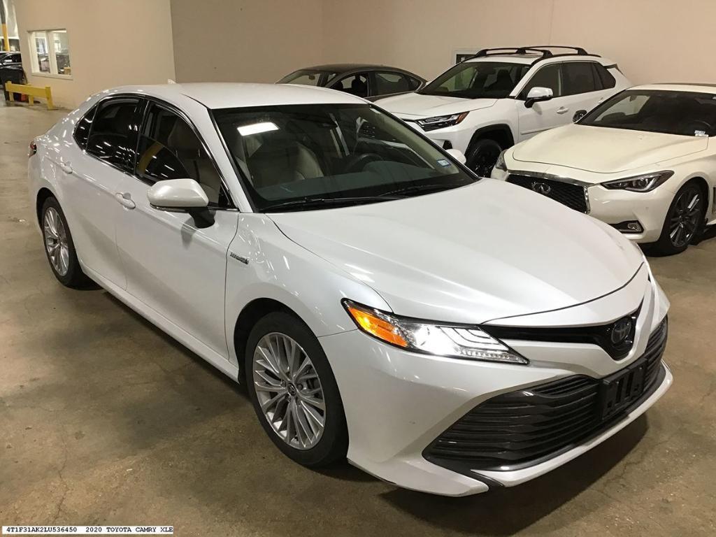 used 2020 Toyota Camry Hybrid car, priced at $25,313