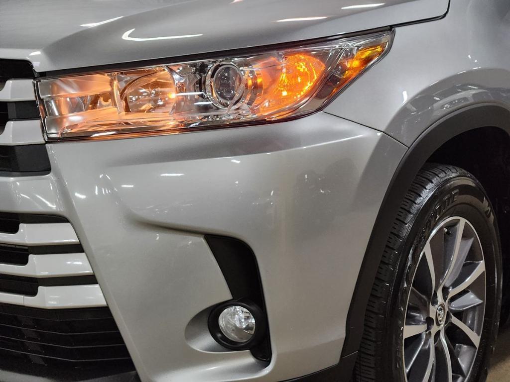 used 2019 Toyota Highlander car, priced at $25,873