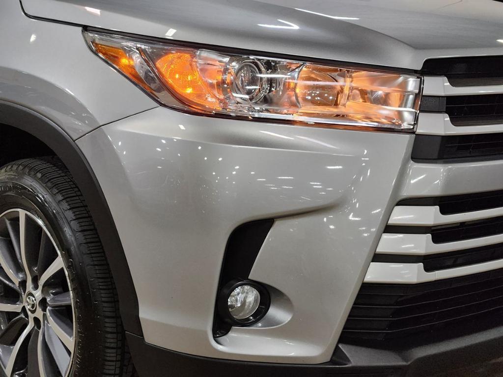 used 2019 Toyota Highlander car, priced at $25,873
