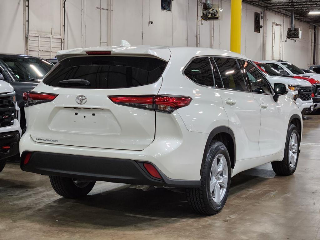 used 2020 Toyota Highlander car, priced at $30,967