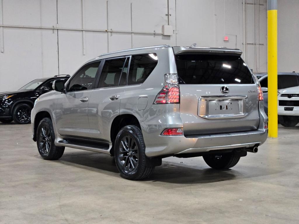 used 2020 Lexus GX 460 car, priced at $46,202