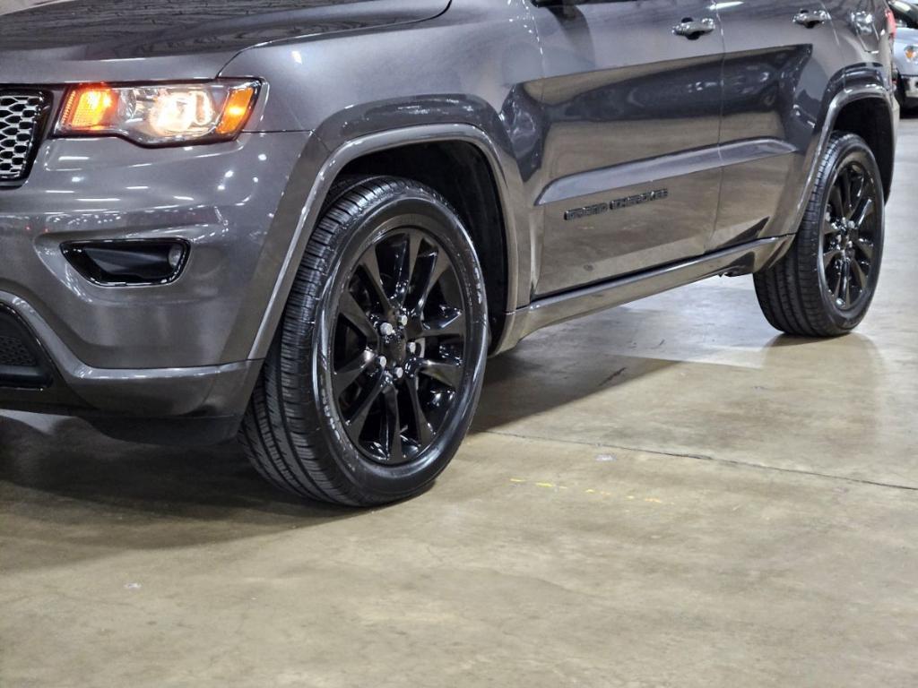 used 2018 Jeep Grand Cherokee car, priced at $20,669