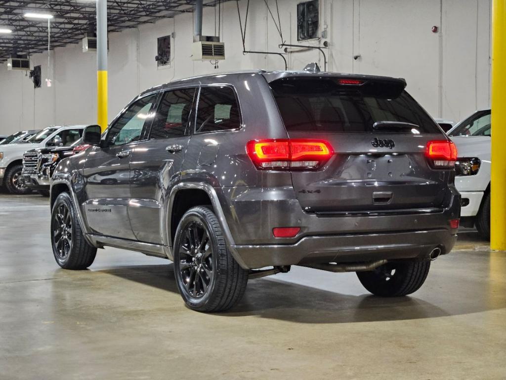 used 2018 Jeep Grand Cherokee car, priced at $20,669