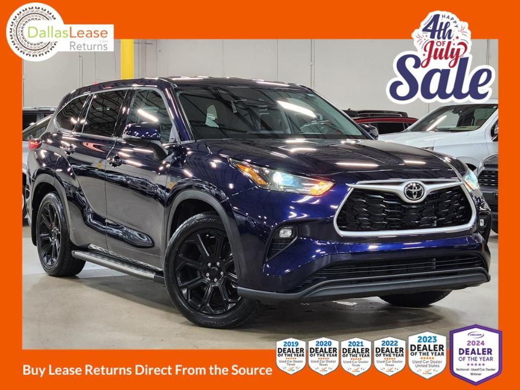 used 2022 Toyota Highlander car, priced at $33,888